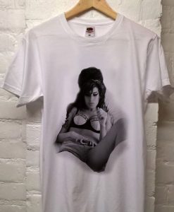 Amy Winehouse t shirt