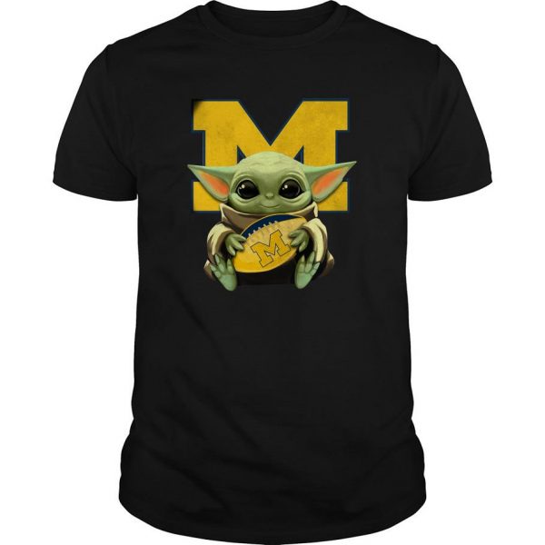 Baby Yoda Hug Michigan Wolverines t shirt