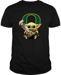 Baby Yoda Hug Oregon Ducks Cup t shirt