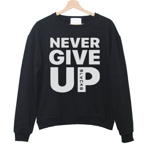 Never Give Up - Mo Salah sweatshirt